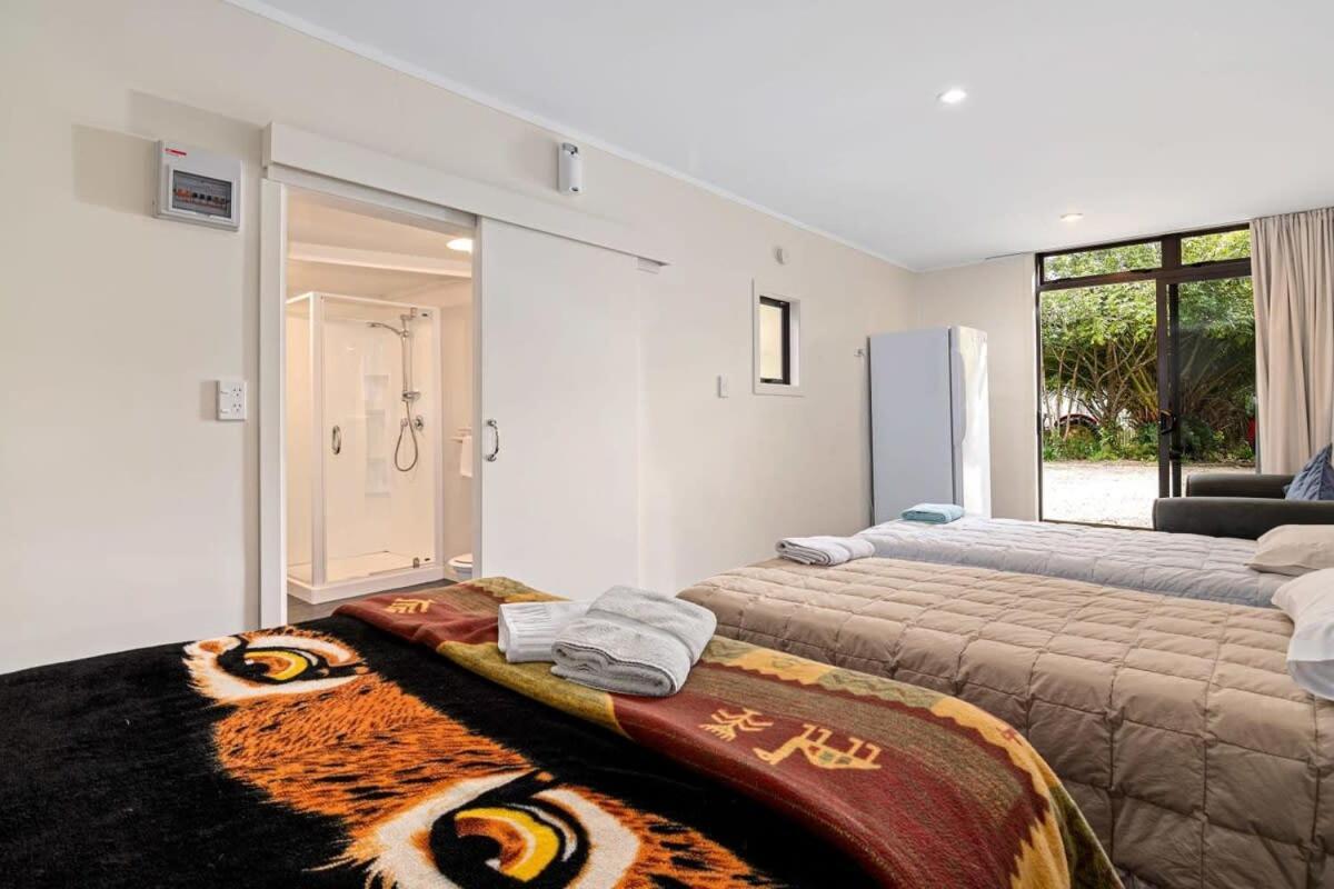 Вилла Waters Edge Golden Bay Коллингвуд Экстерьер фото